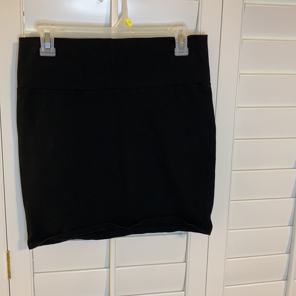 Charlotte Russe bodycon black stretchy cotton miniskirt size large - Picture 2 of 10